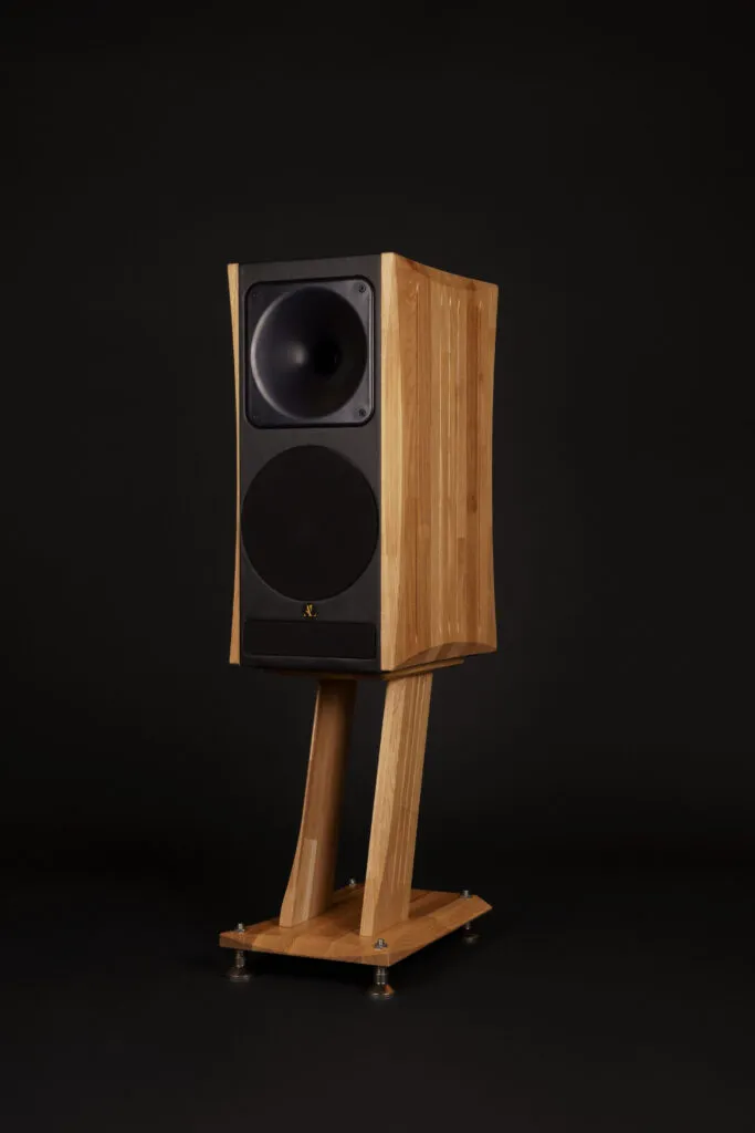 AT 21 pro speaker side view